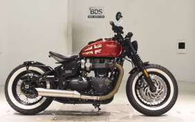 TRIUMPH BONNEVILLE BOBBER 2022