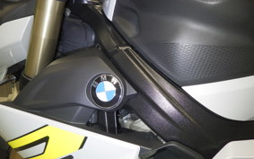 BMW S1000R 2022