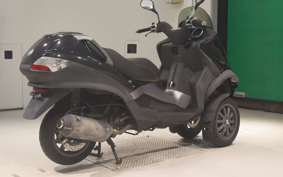 PIAGGIO MP3 250
