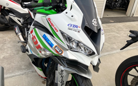 KAWASAKI NINJA ZX-25R ZX250E