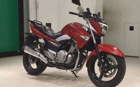 SUZUKI GSR250