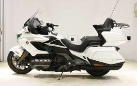HONDA GL 1800 GOLD WING TOUR DCT SC79