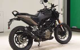 HUSQVARNA SVARTPILEN 125 2016