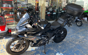SUZUKI GSX250 R DN11A