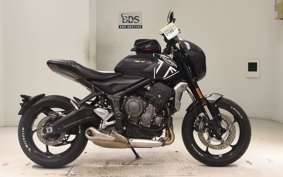 TRIUMPH TRIDENT 660 2022