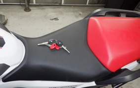 HONDA NC750S 2015