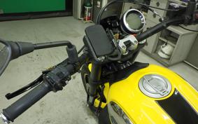 DUCATI SCRAMBLER ICON 2015