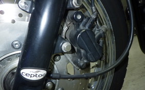 TRIUMPH BONNEVILLE T100 2006