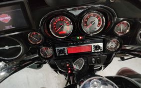 HARLEY FLHTCUSE 1800CVO PR8