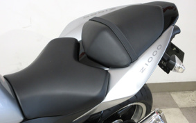 KAWASAKI Z1000 2012 ZRT00B