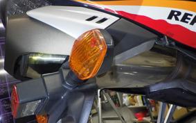 HONDA CBR1000RR 2005
