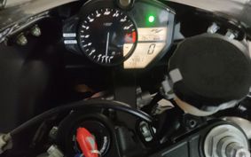 YAMAHA YZF-R1 RN23