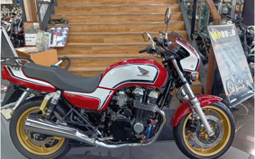 HONDA CB750 2006 RC42