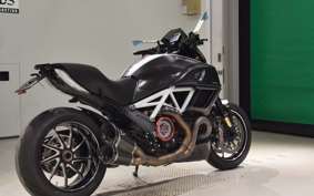 DUCATI ディアベルカーボン 2015