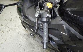 KAWASAKI ZX-25R ZX250E