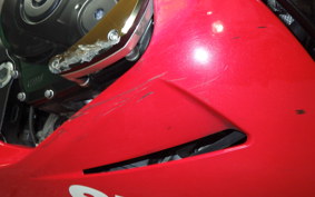 SUZUKI GSX-R600 2013