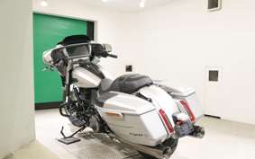 HARLEY FLHXSE1980CVO 2025