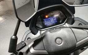 YAMAHA N-MAX 125 SEL1