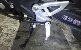 HONDA CB250R MC52