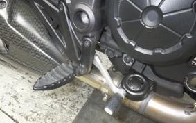 DUCATI DIAVEL AMG 2012