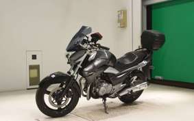 SUZUKI GSR250 2024