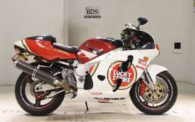 SUZUKI GSX-R750 1998