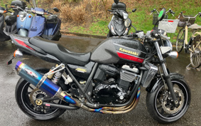 KAWASAKI ZRX1200 DAEG 2015 ZRT20D