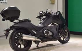 HONDA NM4 VULTUS -01 2015 RC82