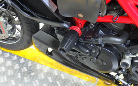 DUCATI DIAVEL CARBON 2014 ZDMG105JAEB