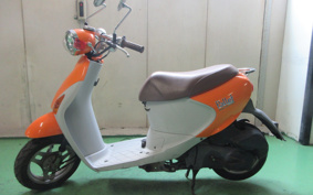 SUZUKI LETS4 CA41A