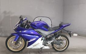 YAMAHA YZF-R125 RE06