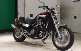 YAMAHA VMAX 2004
