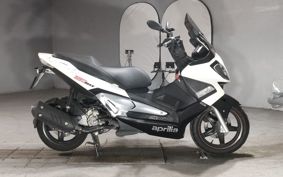 APRILIA SR MAX 300 ..
