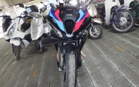 BMW M1000RR 2025