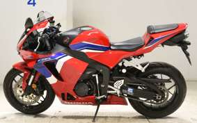 HONDA CBR600RR 2021 PC40