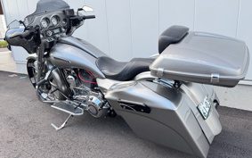 HARLEY FLHXSE CVO 2010 PZ8