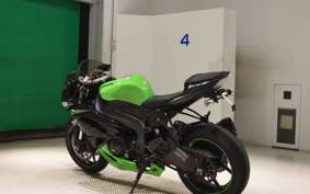 KAWASAKI NINJA ZX-6R 2010
