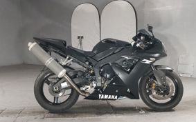 YAMAHA YZF-R1 2002 RN09