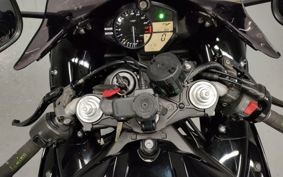 YAMAHA YZF-R1 RN23