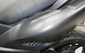 YAMAHA T-MAX 530 2015 SJ12J