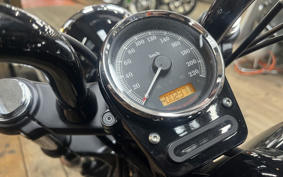 HARLEY HARLEY FXS1200-1340 2012 JP5