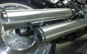 HARLEY FLBS 1870 2017