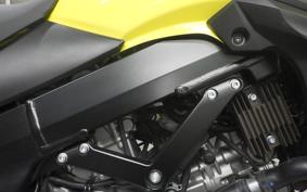 SUZUKI Vｽﾄﾛｰﾑ650XTA 2023 C733M