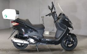 OTHER  SCOOTER 200CC ..