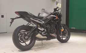 TRIUMPH STREET TRIPLE RS 2025