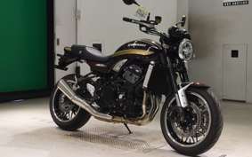 KAWASAKI Z900RS 2026 ZR900K