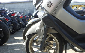 YAMAHA N-MAX SE86J