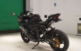 KAWASAKI ZX-25R ZX250E