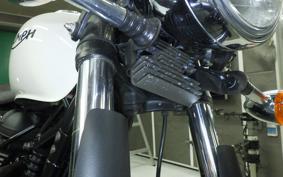 TRIUMPH THRUXTON 900 2015