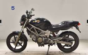 HONDA VTR 250 MC33